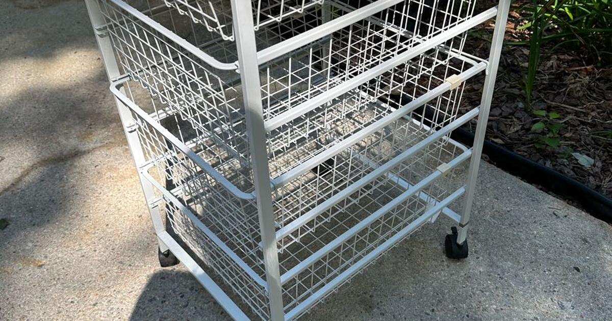 Wire shelves with wood top for 20 in Raleigh, NC Finds — Nextdoor
