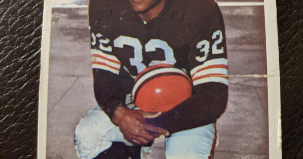 Vintage football card jim brown for 50 in downers grove il finds