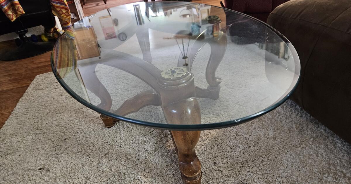 Glass top coffee table for 75 in rochester wa for sale free