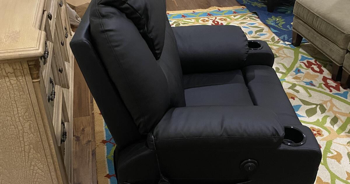 Recliner/Lift Chair for 210 in Louisville, KY For Sale & Free — Nextdoor
