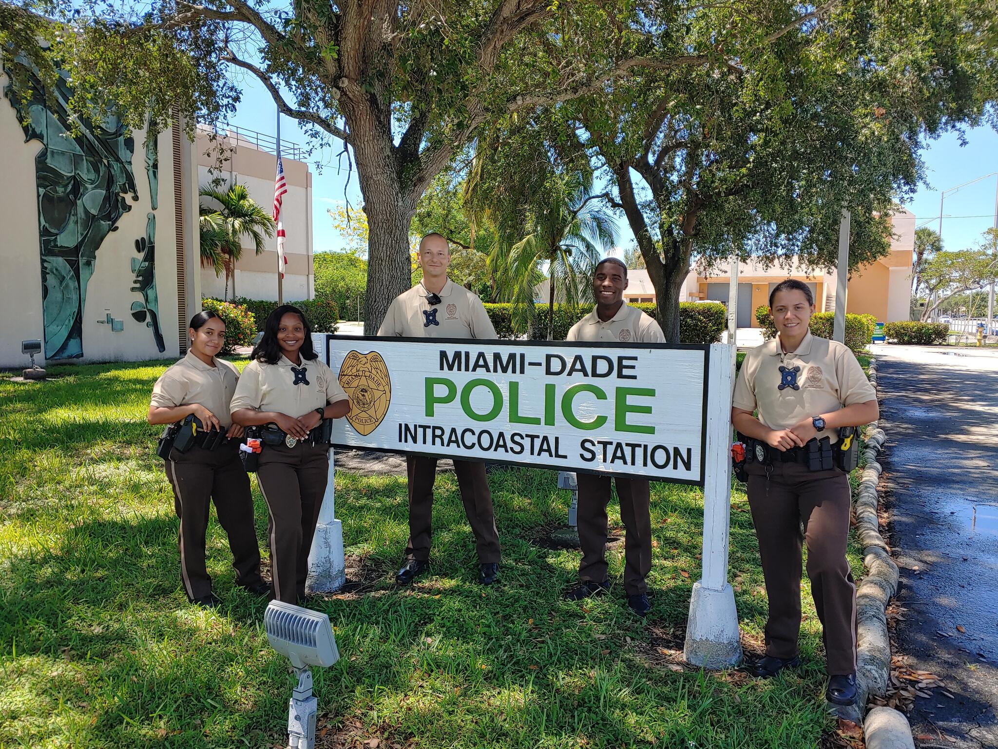 Welcome To Our New Intracoastal District Officers. (Miami-Dade Police ...