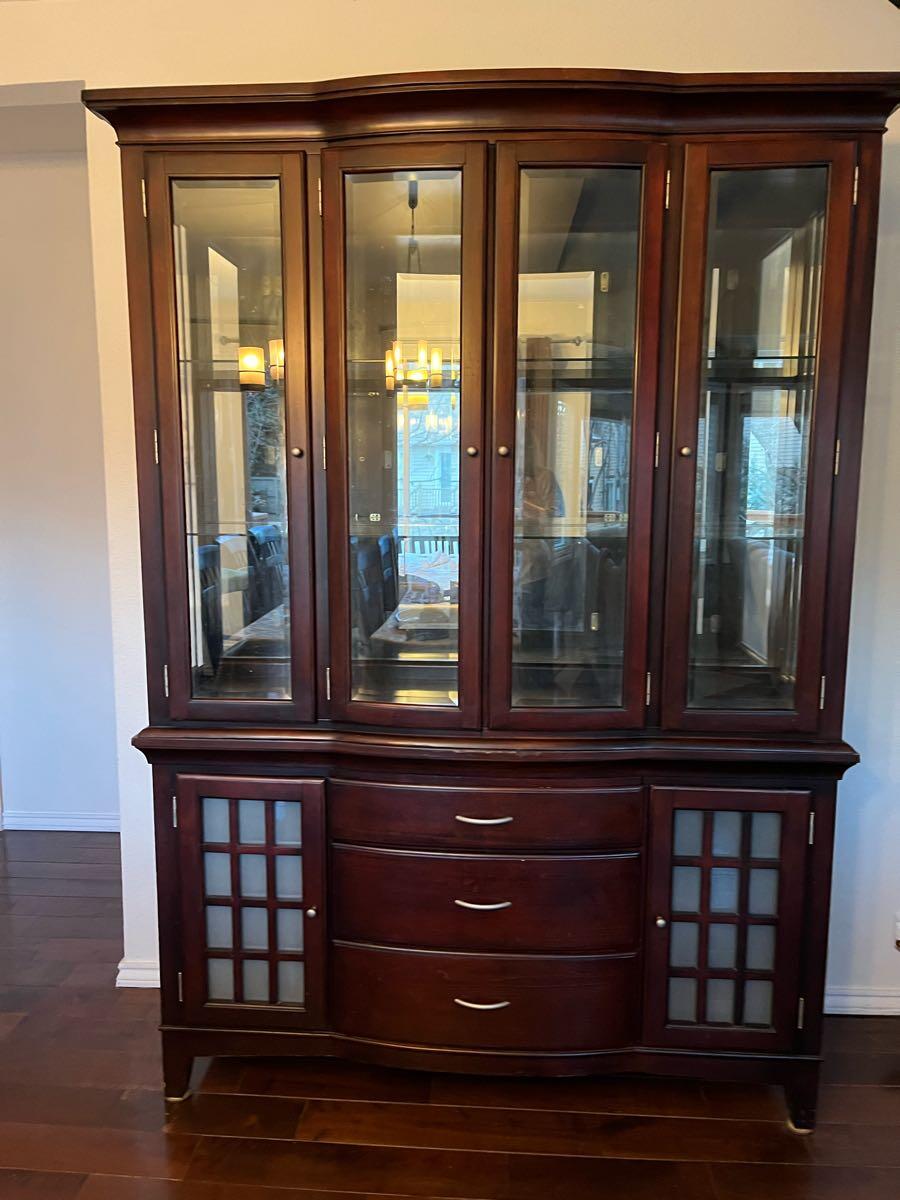Dining Room Hutch for Free in Boulder, CO | For Sale & Free — Nextdoor