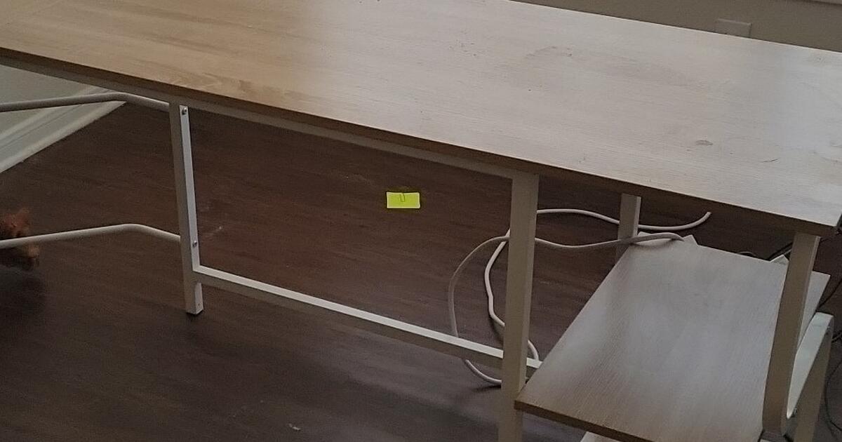 Reversible l desk for 50 in bastrop tx for sale free nextdoor