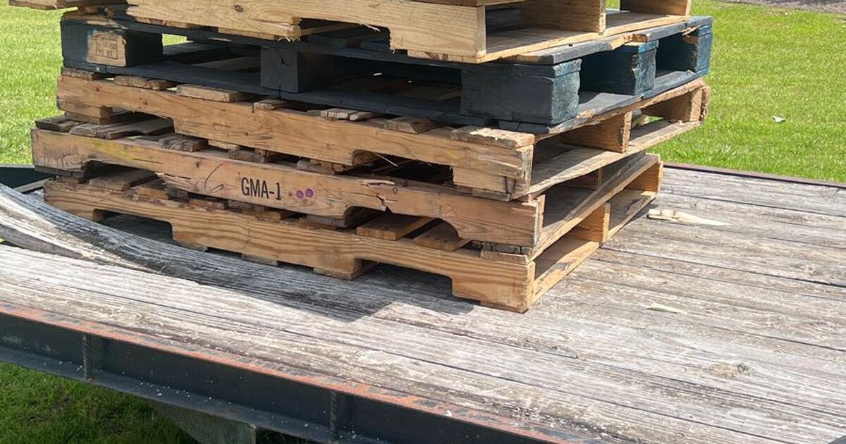 Free pallets no holds in Greenville, NC For Sale & Free — Nextdoor