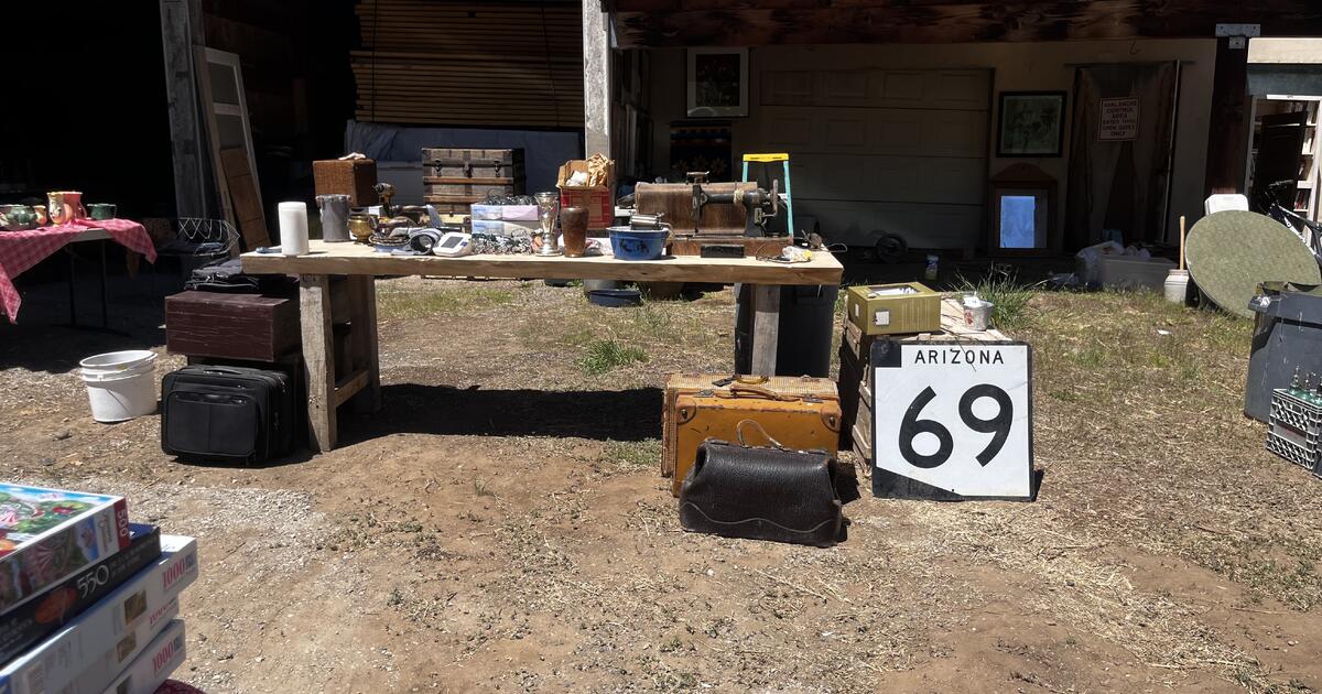 YARD SALE. 100 Lees Gulch Rd Bellevue 8am2pm Sat and Sun for 1 in