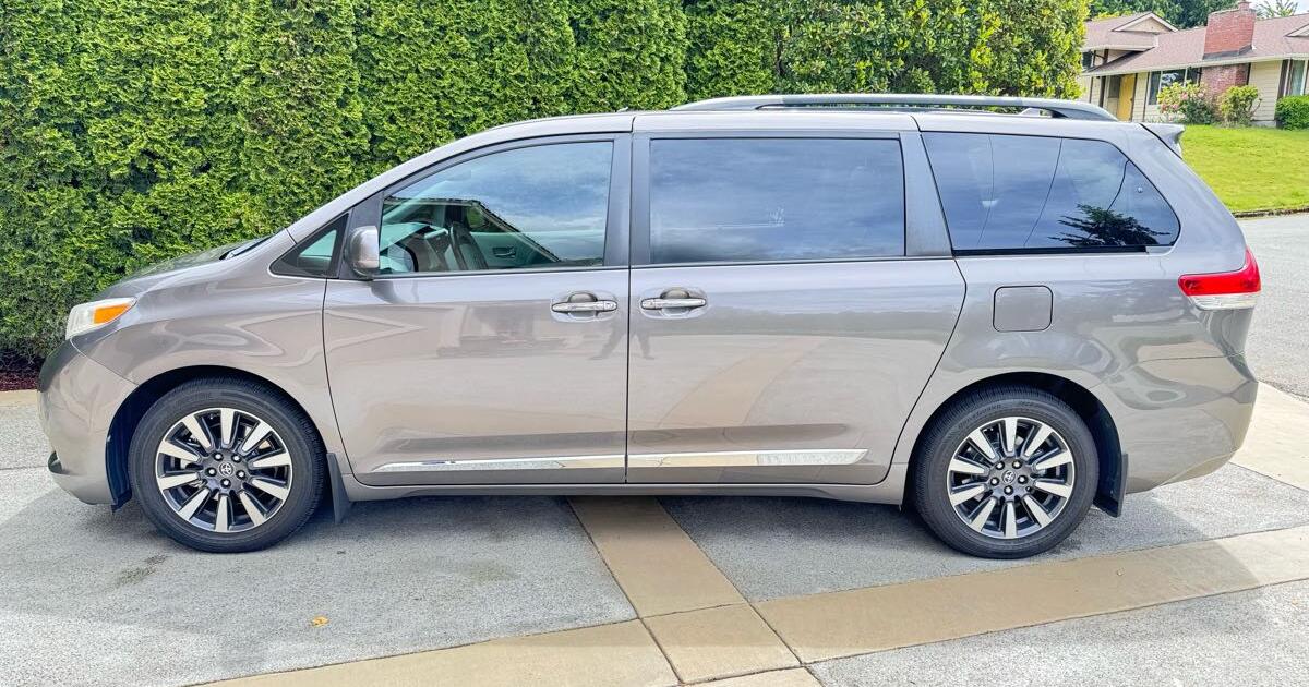 2011 Toyota Sienna limited AWD 163k miles for $12900 in Bellevue, WA ...