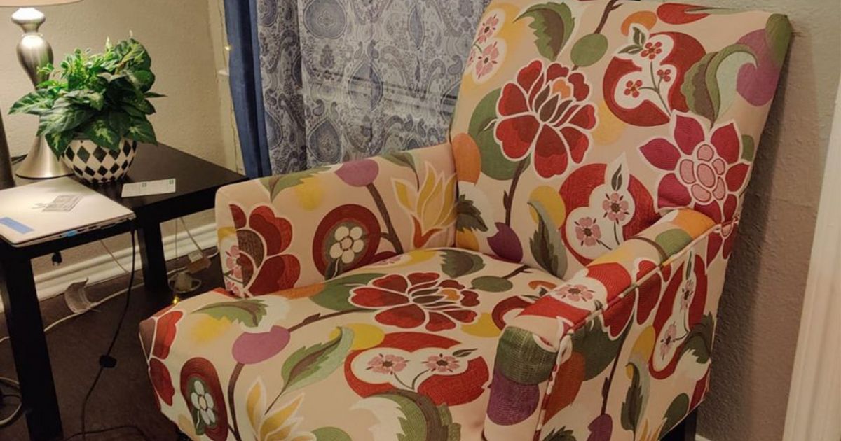 beautiful-comfy-accent-chair-for-100-in-frisco-tx-for-sale-free