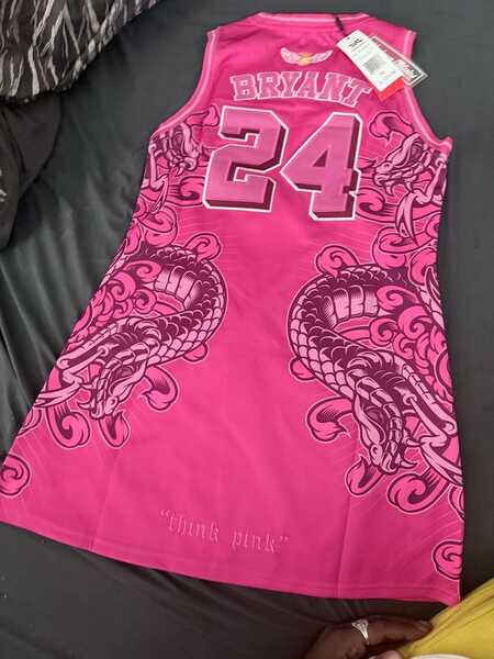 kobe 24 jersey dress MAMBA LEGEND THINK PINK JERSEY DRESS XL / White