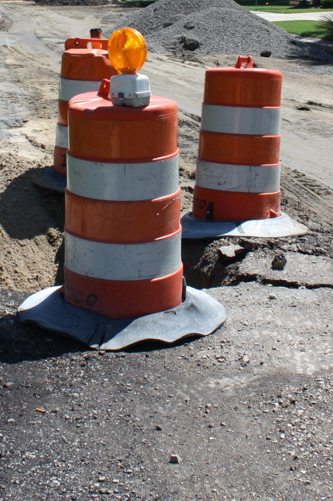 Road construction begins on 8 Mile Road, Farmington Road to Gill Road