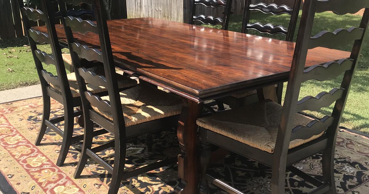 Dining Room Table and 6 chairs for 800 in Murfreesboro, TN Finds