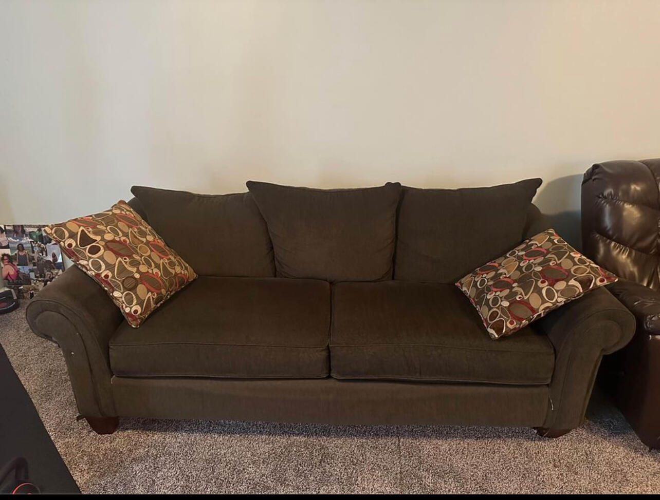 Dark Brown Couch for Free in Foristell, MO For Sale & Free — Nextdoor
