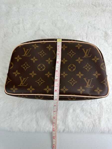Louis Vuitton Monogram Trousers Toiletry 25 Pouch M47527 Cosmetic