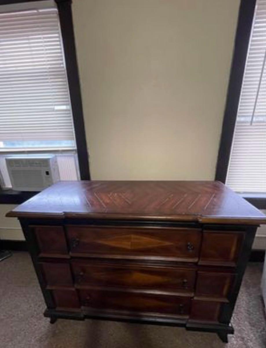 Dressers for $175 in Pittsburgh, PA | For Sale & Free — Nextdoor