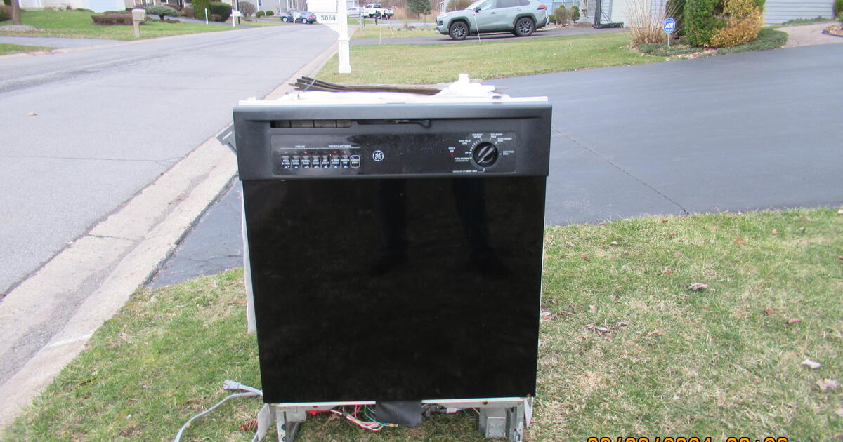 Free Dishwasher & Scrap Metal for Free in Liverpool, NY For Sale & Free — Nextdoor