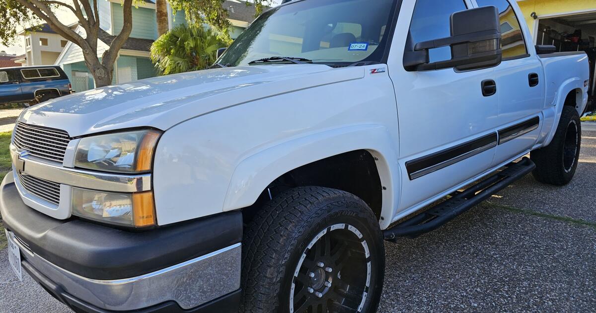 2004 Silverado Z71 119500 Miles for 9500 in Corpus Christi, TX For