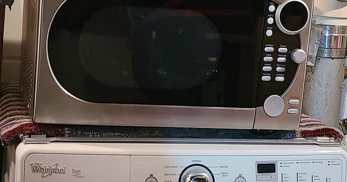 GE 4 in 1 Convection Microwave for Free in Wauwatosa, WI For Sale