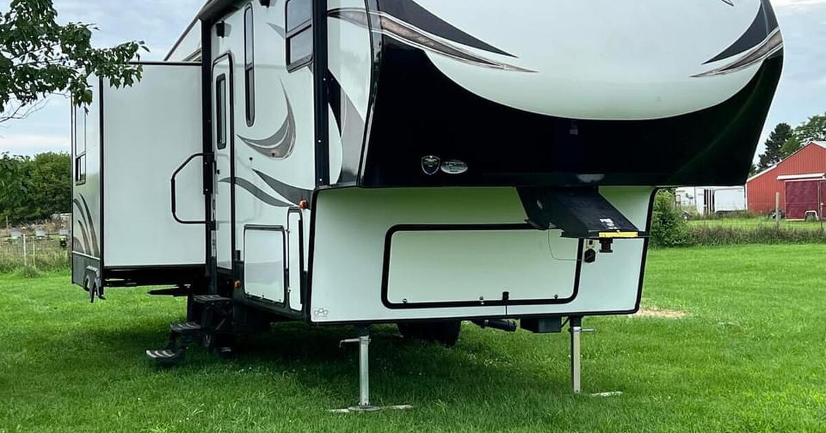 Prime Time Crusader lite 28RL for 24900 in Cement City, MI For Sale & Free — Nextdoor