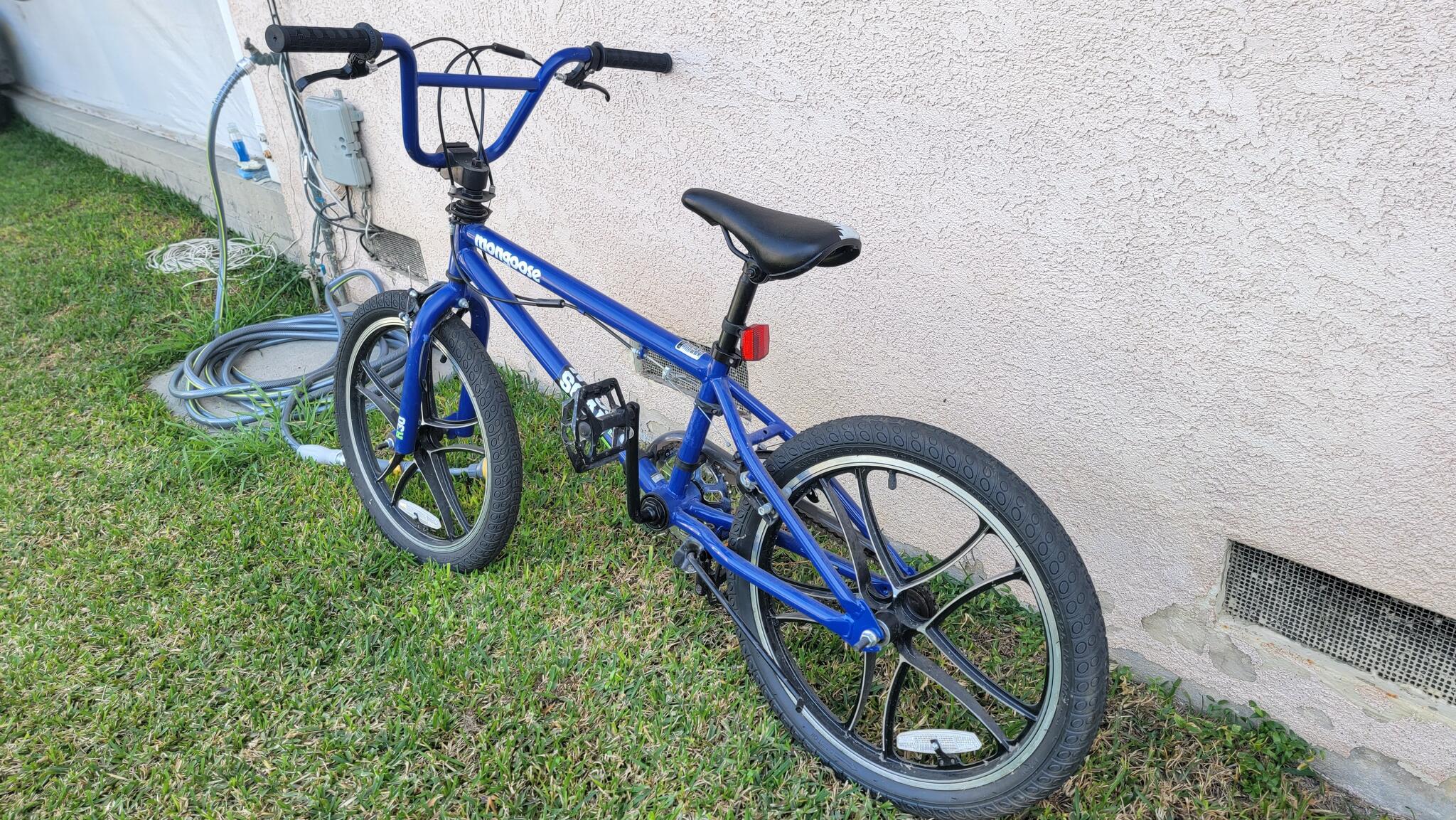 mongoose freestyle scan r30 bmx bike