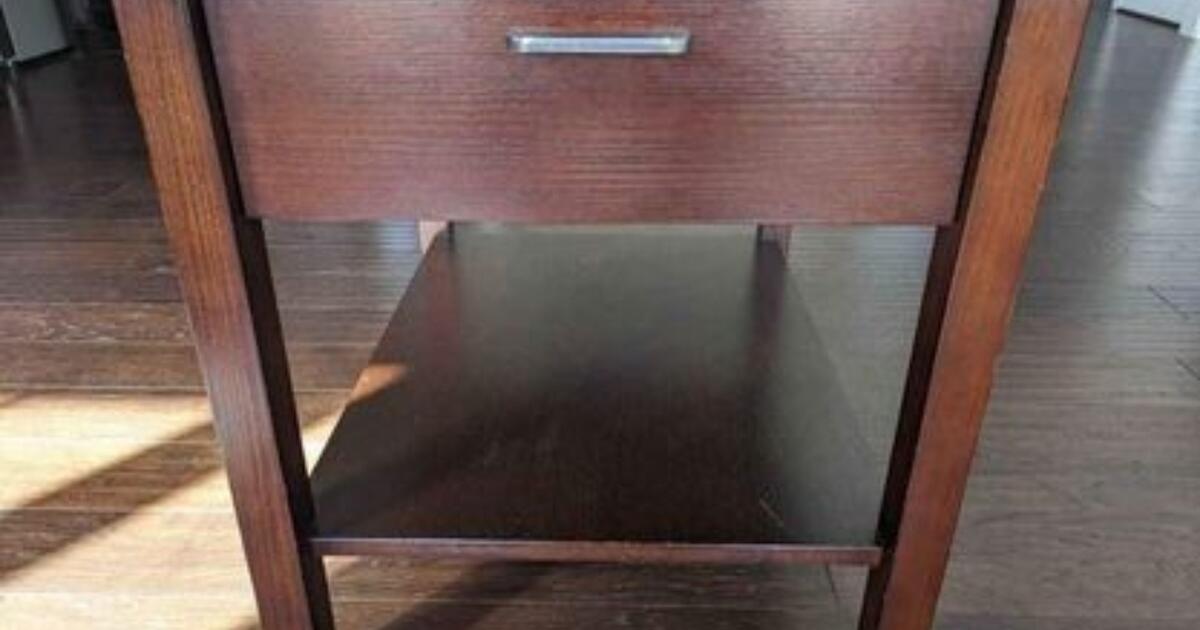 Ethan Allen Side/End Table for 250 in Ashburn, VA For Sale & Free