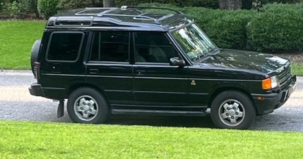 Land Rover 1995 Discovery Fully Restored Black Exterior w/Tan
