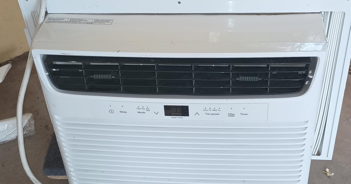 Fridgidaire Window Air Conditioner for 50 in Kingman, AZ For Sale