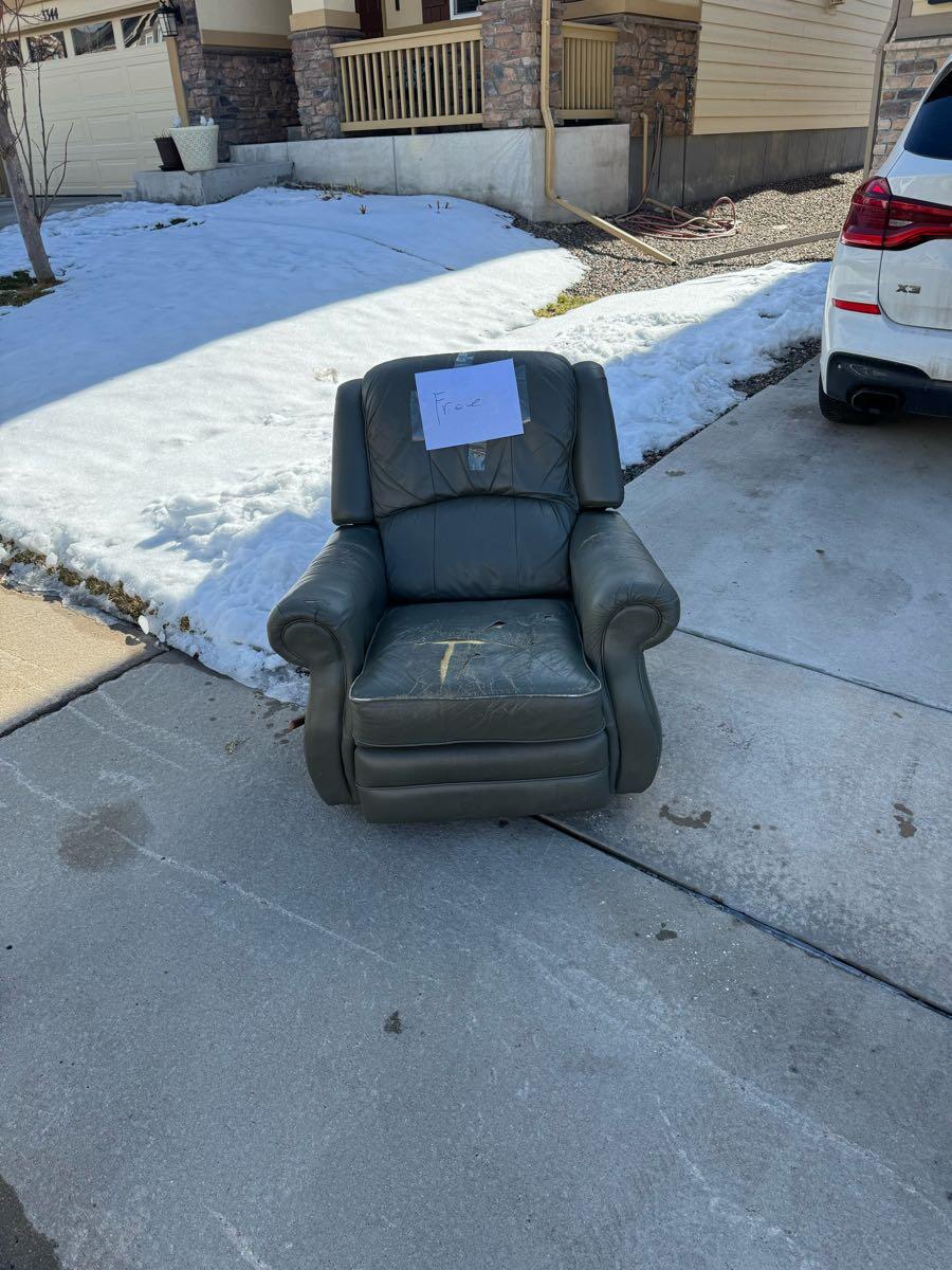 Free lazy boy recliner need reupholster for Free in Thornton, CO For Sale & Free — Nextdoor