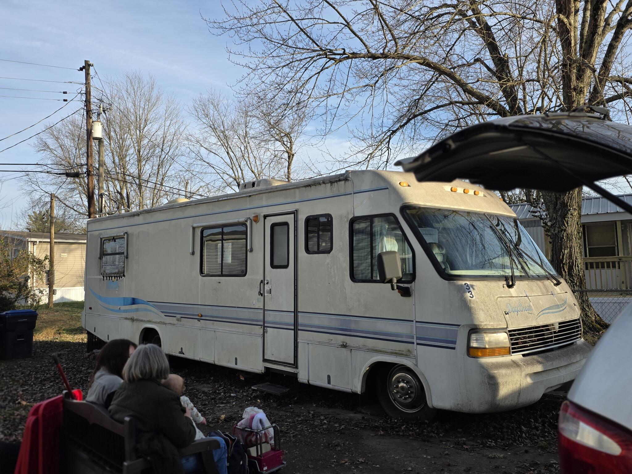 1996 Damon Daybreak w/454 Chevy engine for $1500 in Louisville, KY ...