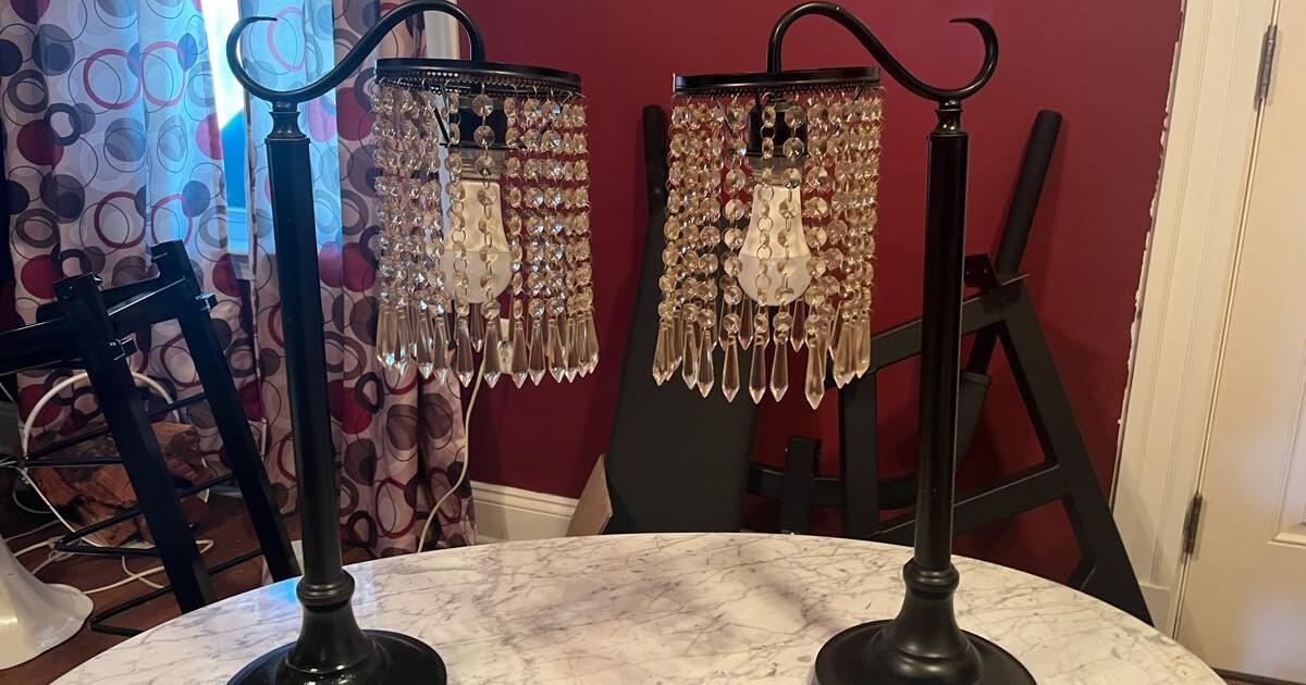 Crystal Lamp Set for 120 in Quincy, MA Finds — Nextdoor