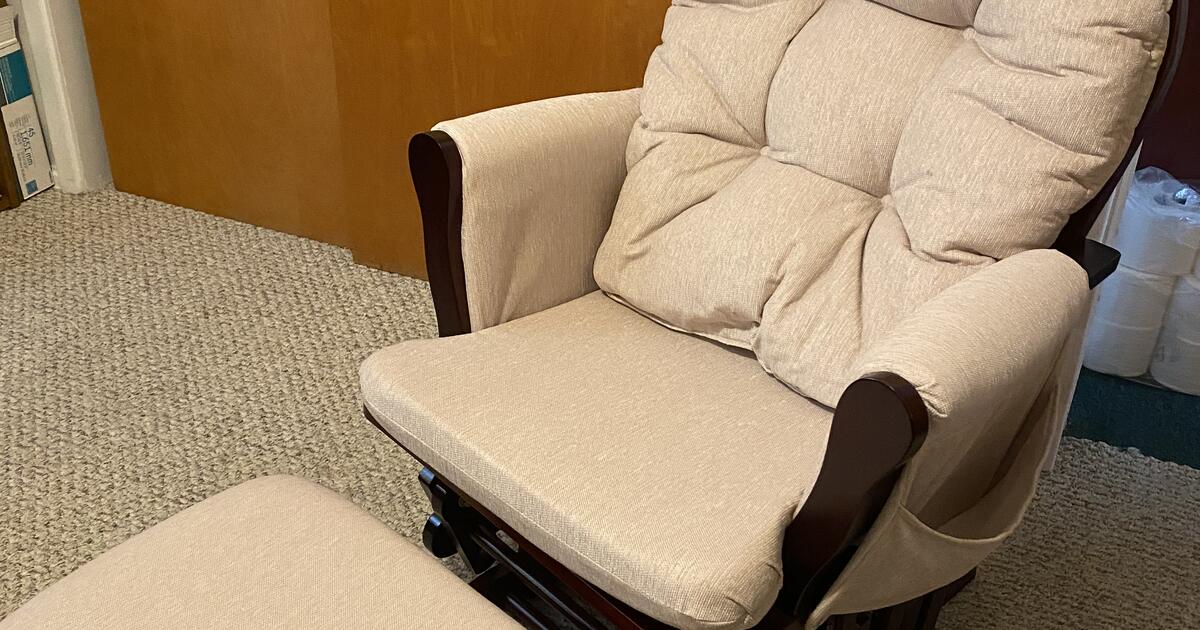 Glider chair with ottoman for 125 in Cincinnati, OH For Sale & Free