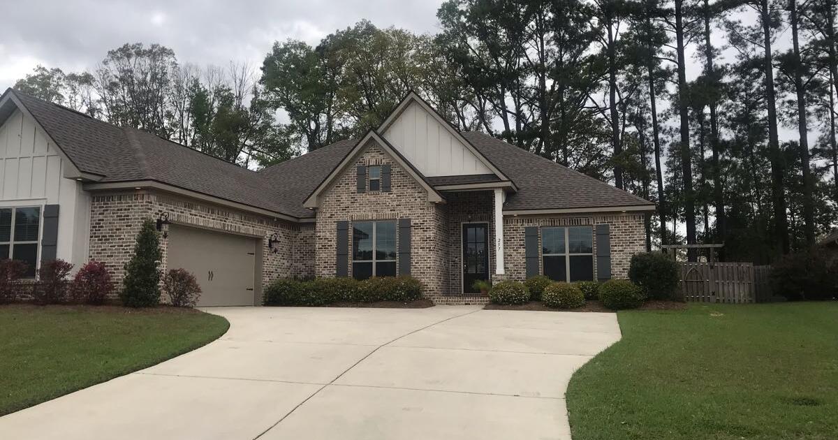 Beautiful Home in Fox Hollow built by Truland Builder’s for sale by