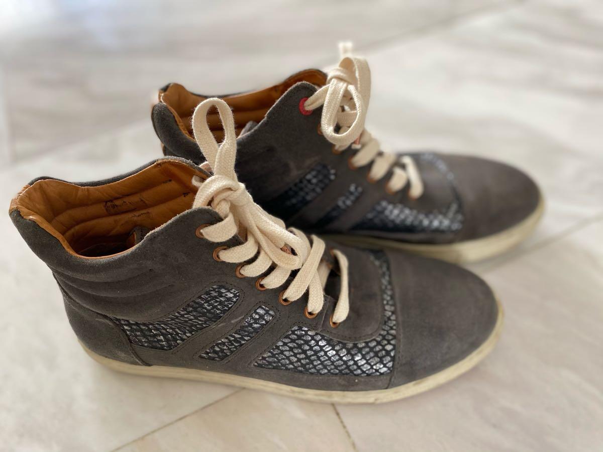 Halfhoge Laarsjes Merk Fretons Maat 41 Voor 20 € In Vlaardingen, ZH |  Gratis/Te Koop — Nextdoor