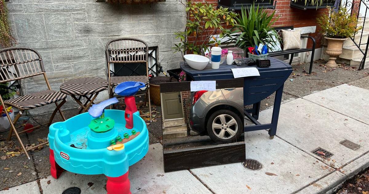 Curb alert free stuff 842 n bambrey for free in philadelphia pa