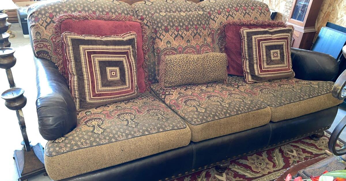 Matching custom leather sofas for 400 in Kalispell, MT Finds — Nextdoor
