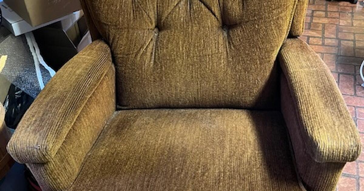 Furniture for 50 in Charlottesville, VA For Sale & Free — Nextdoor