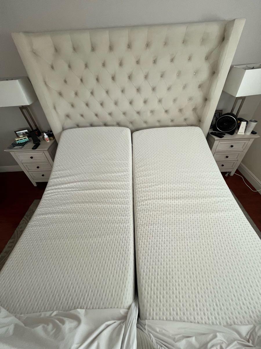 Sleep Number c4 smart mattresses Split King for sale for 650 in