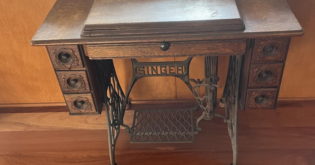 Antique singer sewing machine for Free in Escondido, CA Finds — Nextdoor