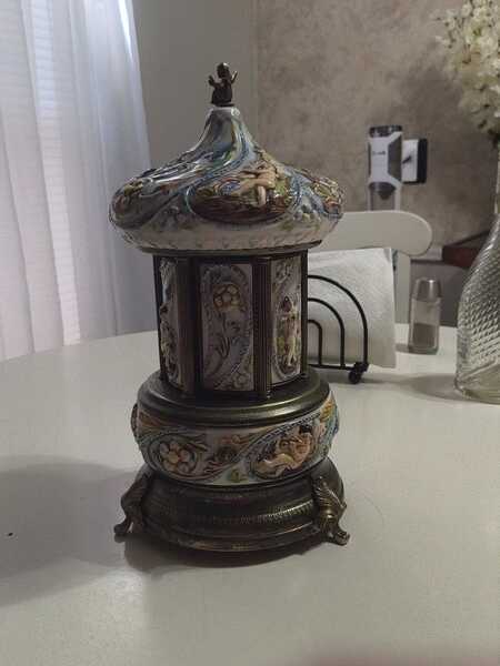 cigarette holder near me Cases this stunning piece is sure to impress She was a classy gal!!,