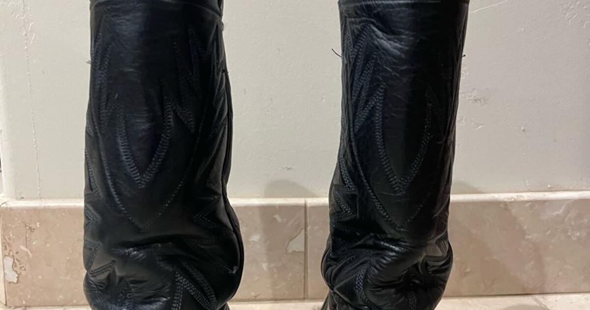 Boots for 70 in Albuquerque, NM For Sale & Free — Nextdoor