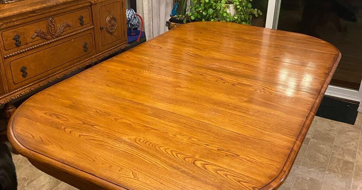 Wooden dining table for 75 in north branch mn for sale free