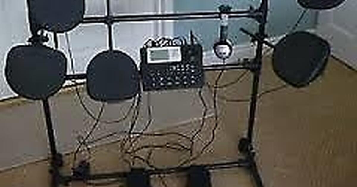 Used ION IDM02 Drum Machine w/Trigger Inputs + Pads?Adaptor/Cables for