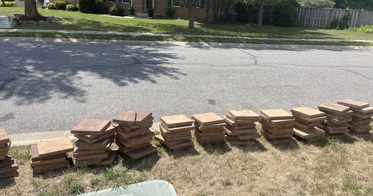 100 12x12 Bricks for Free in Waldorf, MD | For Sale & Free — Nextdoor