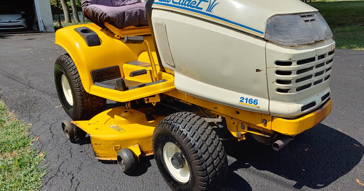 Lawn Tractor - Cub Cadet 2166 16 HP Kohler for $420 in Paoli, PA ...