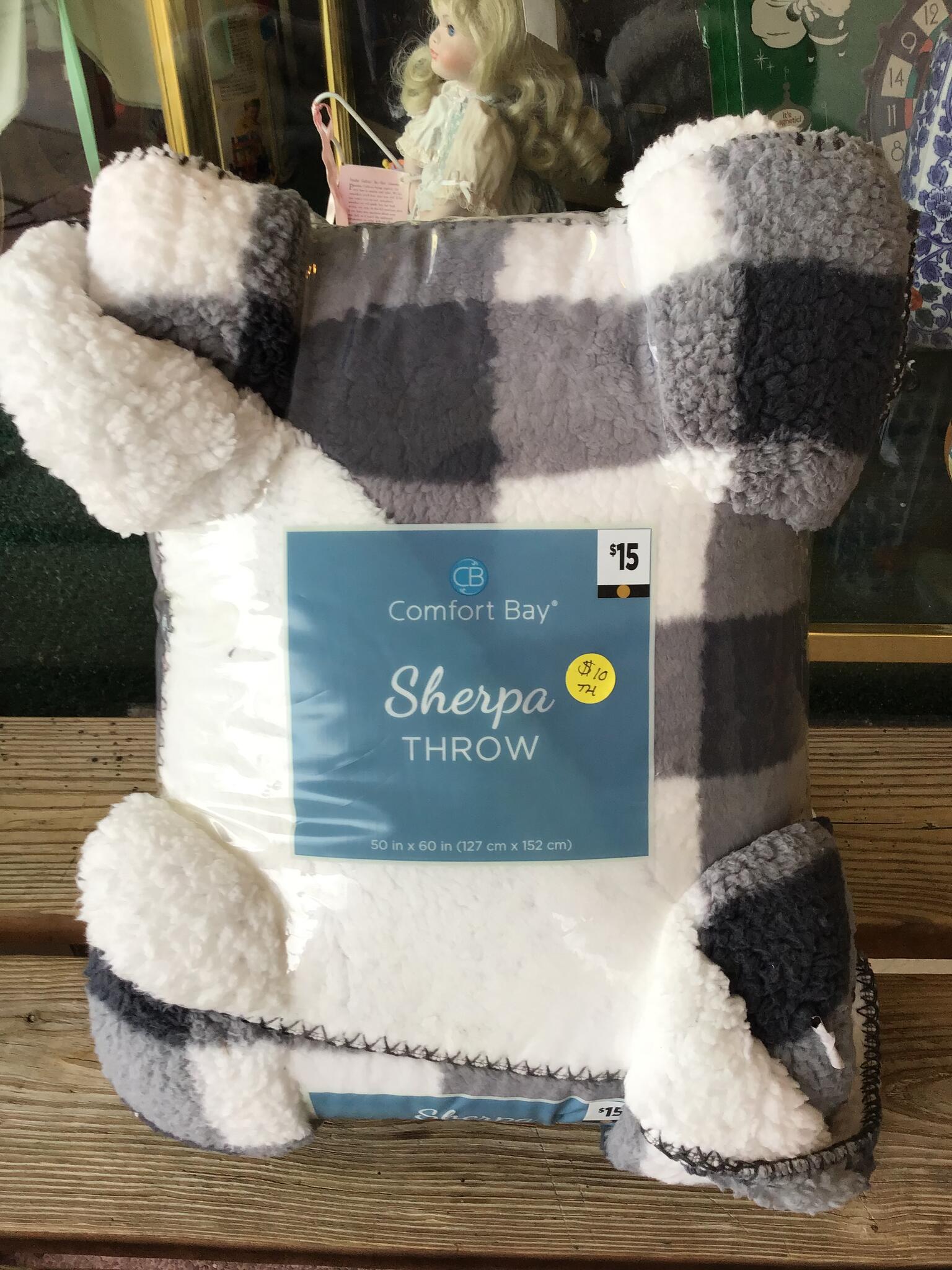 NEW Comfort Bay Sherpa Throw Blanket for 10 in Tonawanda NY