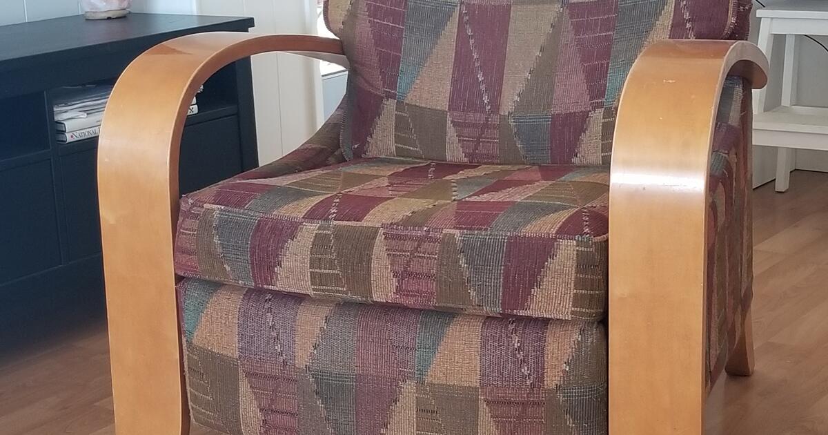 Recliner for 50 in Mesa, AZ Finds — Nextdoor