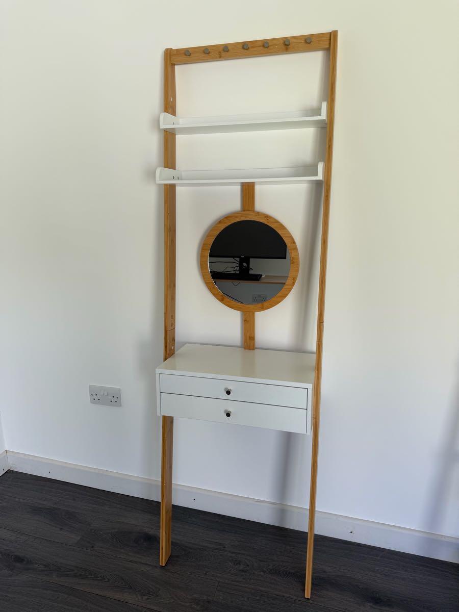 Bamboo & MDF Leaning Ladder Mini Dressing Table For 45 In Brentwood, Engl&  | For Sale & Free  Nextdoor