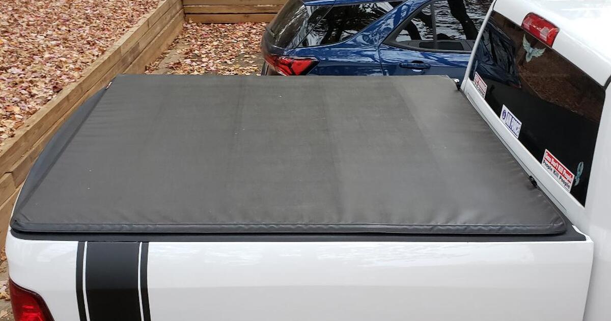 Leonard Patriot Soft TrFold Tonneau truck bed cover for 300 in Cary