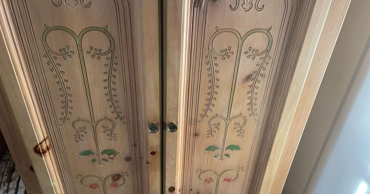 Bedroom furniture for 200 in Marlton, NJ For Sale & Free — Nextdoor