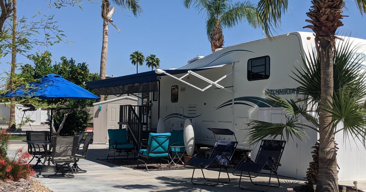 Large Pullthrough RV Lot in Desert Shadows RV Resort Cathedral City