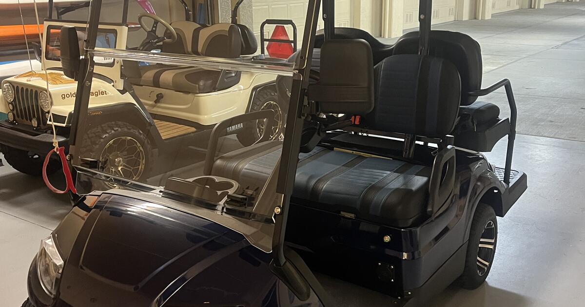 Two Golf Carts for Sale Mint Condition for 13000 in Clearwater Beach