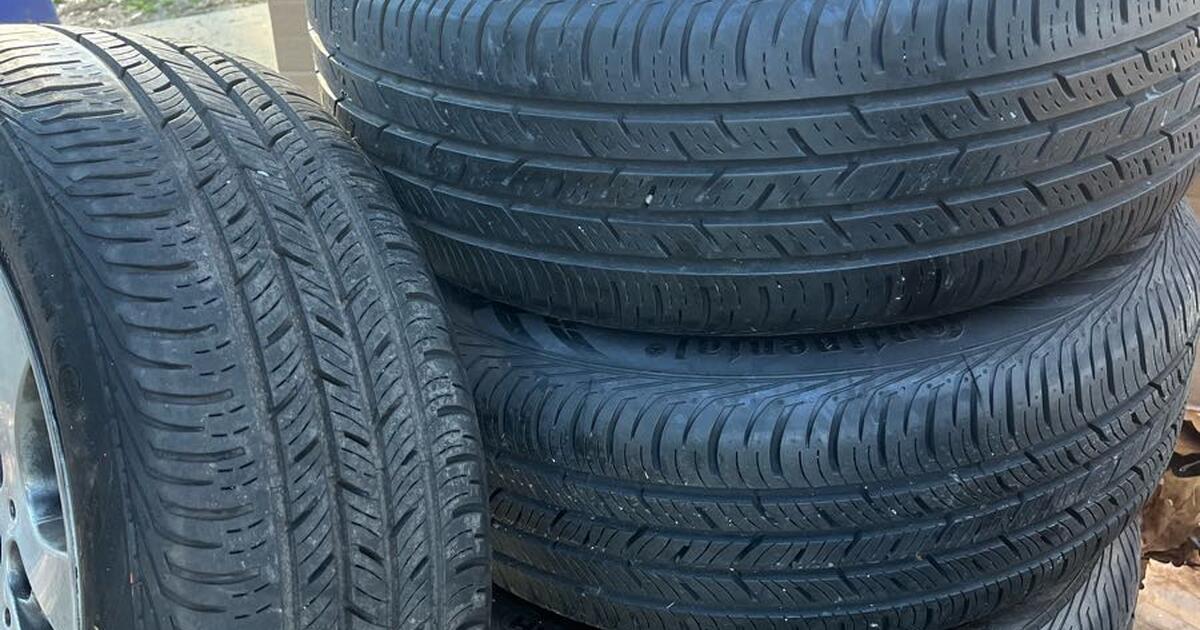 Continental tires 205/55r16 and rims for 375 in Charlotte, NC For